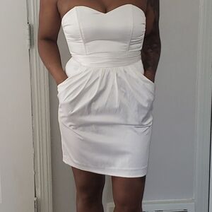 White strapless dress